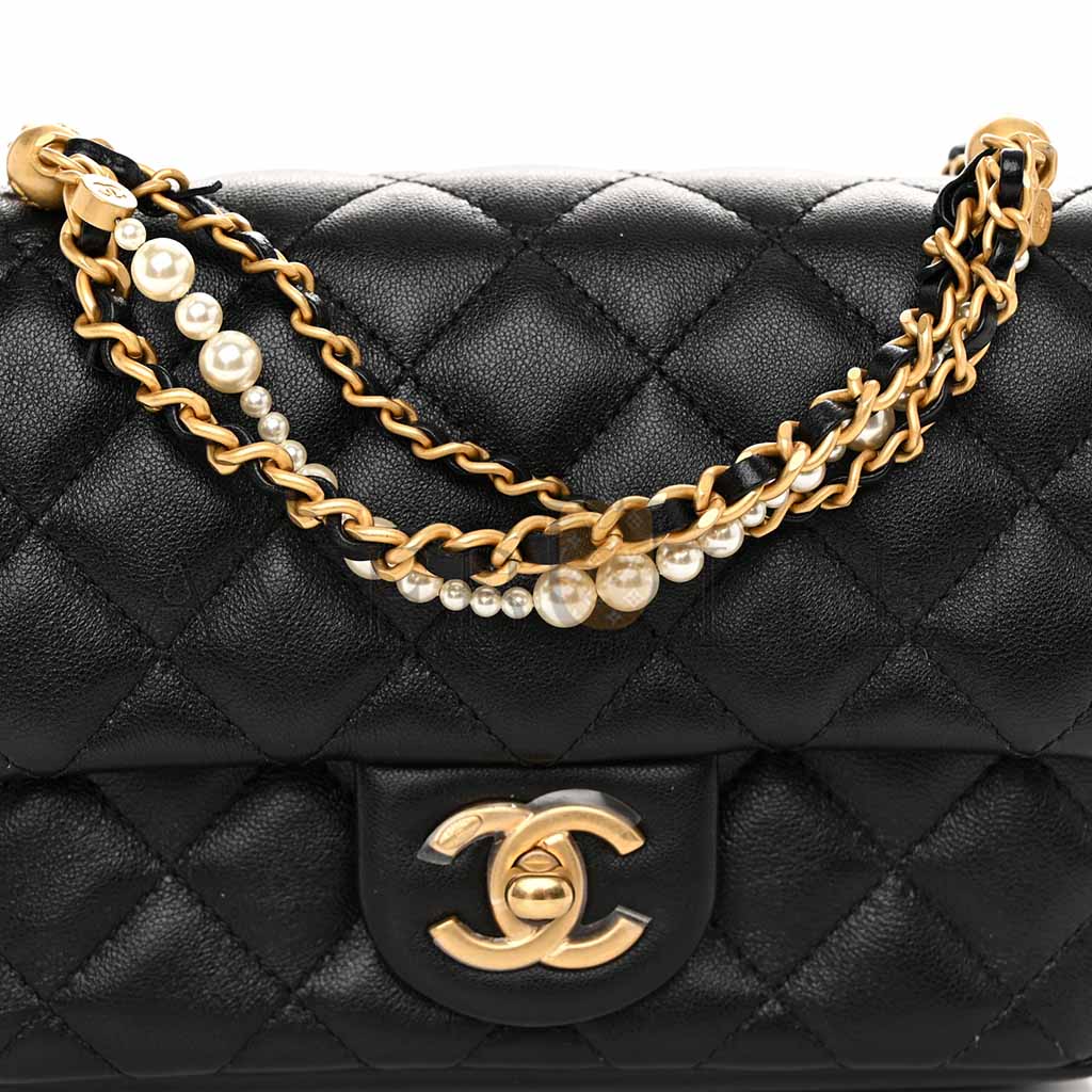 Ch*el shiny lambskin quilted pearl twist mini square flap black as4385 (17*12.5*5cm)